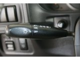 2003 Isuzu Axiom S 2WD Controls