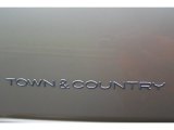2006 Chrysler Town & Country Limited Marks and Logos