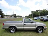 2001 Chevrolet S10 LS Regular Cab Exterior