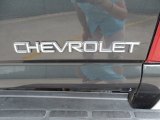 2003 Chevrolet Silverado 2500HD LS Extended Cab 4x4 Marks and Logos