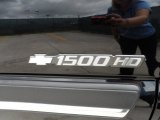2006 Chevrolet Silverado 1500 LT Crew Cab Marks and Logos