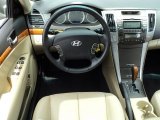 2010 Hyundai Sonata Limited Dashboard