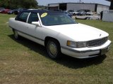 1996 White Cadillac DeVille Sedan #51133916