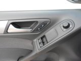 2010 Volkswagen Golf 2 Door Controls