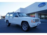 2001 Stone White Jeep Cherokee Classic 4x4 #46069950