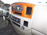 2006 Dodge Ram 3500 SLT Quad Cab 4x4 Controls