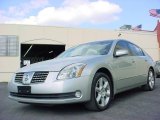 2004 Liquid Silver Metallic Nissan Maxima 3.5 SE #5137120