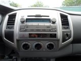 2009 Toyota Tacoma PreRunner Access Cab Controls