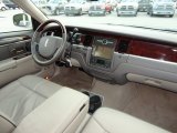 2006 Lincoln Town Car Designer Series Medium Light Stone Interior