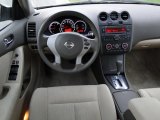 2010 Nissan Altima Hybrid Dashboard