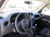 2011 Jeep Patriot Sport Dashboard