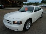 2006 Dodge Charger SE Front 3/4 View