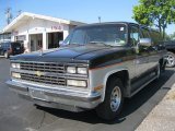 Black Chevrolet Suburban in 1989