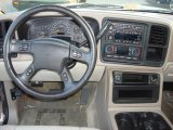 2003 Chevrolet Suburban 1500 LT Dashboard
