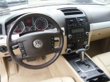 2009 Volkswagen Touareg 2 VR6 Dashboard