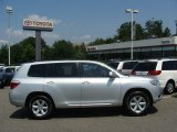 2010 Classic Silver Metallic Toyota Highlander V6 4WD #51856573