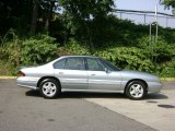 1997 Pontiac Bonneville SE Data, Info and Specs