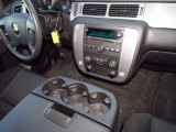 2010 Chevrolet Tahoe LS Controls