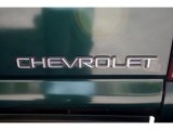 2001 Chevrolet Silverado 2500HD LT Crew Cab 4x4 Marks and Logos