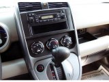 2007 Honda Element LX AWD Controls