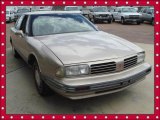 Light Beige Metallic Oldsmobile Eighty-Eight in 1995