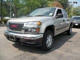 2005 GMC Canyon SLE Crew Cab 4x4 Front 3/4 View