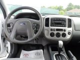 2007 Ford Escape XLT V6 Dashboard