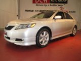 2009 Classic Silver Metallic Toyota Camry SE #52118286