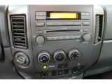 2005 Nissan Titan XE King Cab 4x4 Controls