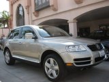 2004 Wheat Beige Metallic Volkswagen Touareg V8 #52150007