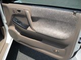 2001 Isuzu Rodeo LS 4WD Door Panel