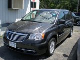 2011 Dark Charcoal Pearl Chrysler Town & Country Touring #52200587