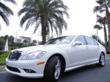 Arctic White Mercedes-Benz S in 2008