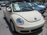 2008 Harvest Moon Beige Volkswagen New Beetle SE Convertible #52201372