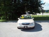 Ivory Parchment Tricoat Lincoln Continental in 2000