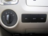 2009 Mercury Mariner Hybrid 4WD Controls