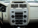 2009 Mercury Mariner Hybrid 4WD Controls