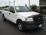 2005 Oxford White Ford F150 XL Regular Cab #52362295