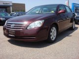 Cassis Red Pearl Toyota Avalon in 2005