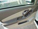 2005 Chevrolet Malibu Maxx LT Wagon Door Panel