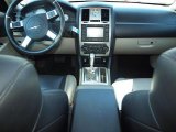 2007 Chrysler 300 C SRT8 Dashboard