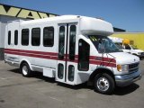 1999 Oxford White Ford E Series Cutaway E450 Commercial Bus #52395972