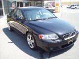 2006 Volvo S60 R AWD Front 3/4 View