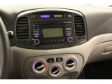 2010 Hyundai Accent GLS 4 Door Controls