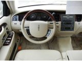 2011 Lincoln Town Car Signature Limited Dashboard