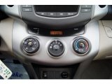 2006 Toyota RAV4 V6 4WD Controls