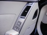 2006 Cadillac XLR -V Series Roadster Controls
