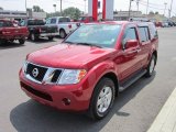 2010 Nissan Pathfinder SE 4x4 Front 3/4 View