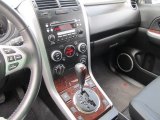 2008 Suzuki Grand Vitara Luxury 4x4 Controls