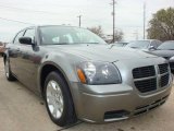 2005 Mineral Gray Metallic Dodge Magnum SE #5259345
